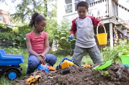 children-playing-in-the-dirt